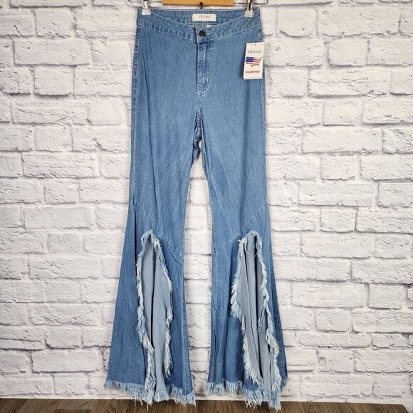 Vibrant Denim‎ Women's Size 1/24 Blue Flare Leg Frayed Hem High Rise Jeans - Picture 1 of 12